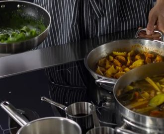 chef-free-zone-induction-indirect-cooking-e-XP_700-900-electrolux-professional-dim-800x1600-1-330x270-2.jpg chef-free-zone-induction-indirect-cooking-e-XP_700-900-electrolux-professional-dim-800x1600-1-330x270-2.jpg